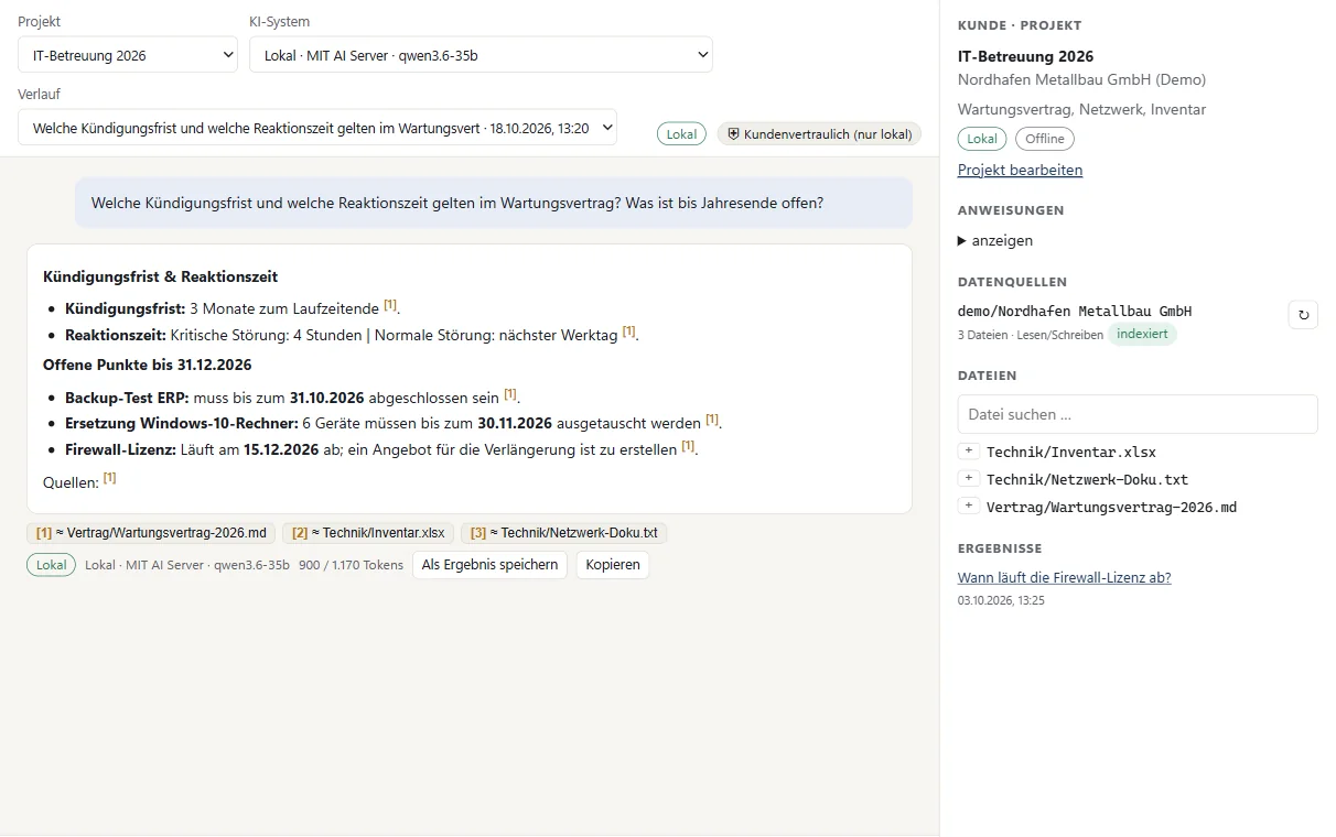 Oberfläche der KI-Plattform mit Demodaten: Projektauswahl, Frage und Antwort mit Quellen
